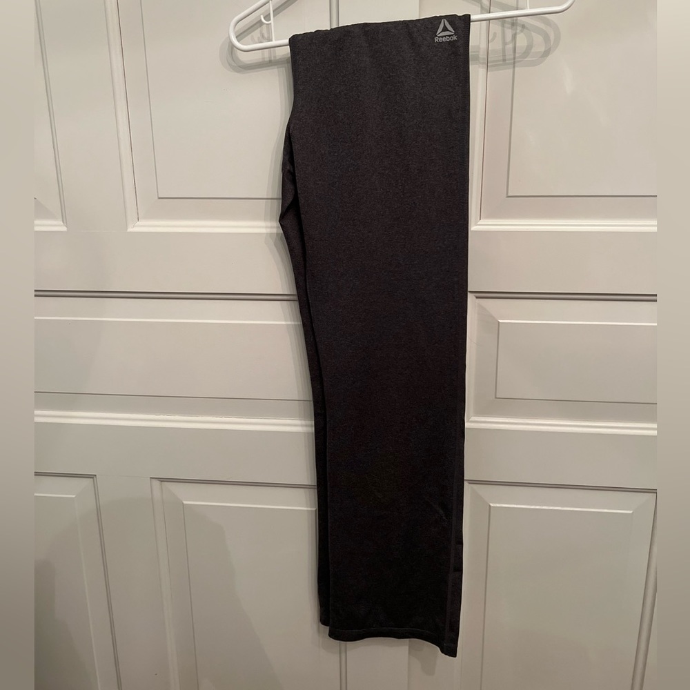 Reebok grey women’s sweatpants